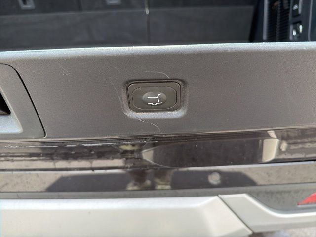 Used 2025 Ford Expedition Platinum AWD/4WD image 13