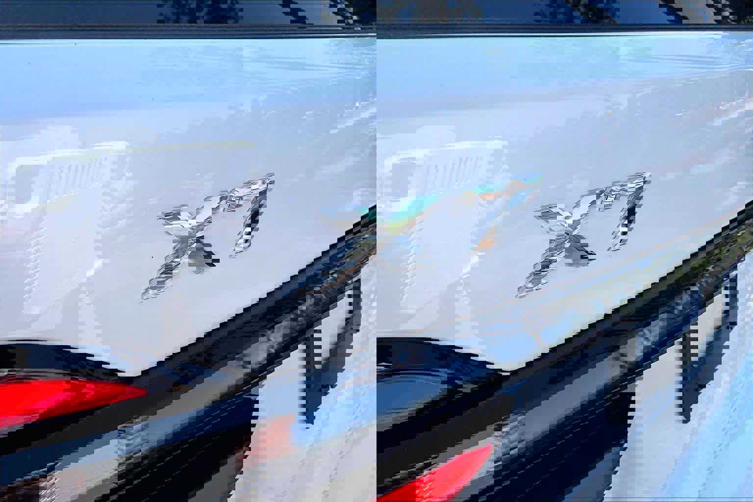 Certified 2025 BMW X7 xDrive40i w/ Executive Package image 31