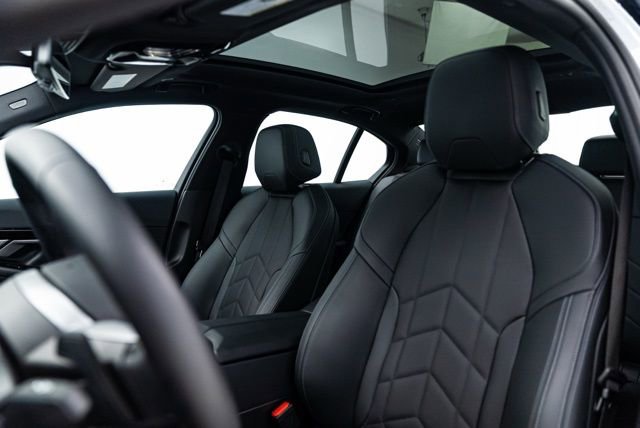 Used 2026 BMW 530i xDrive image 11