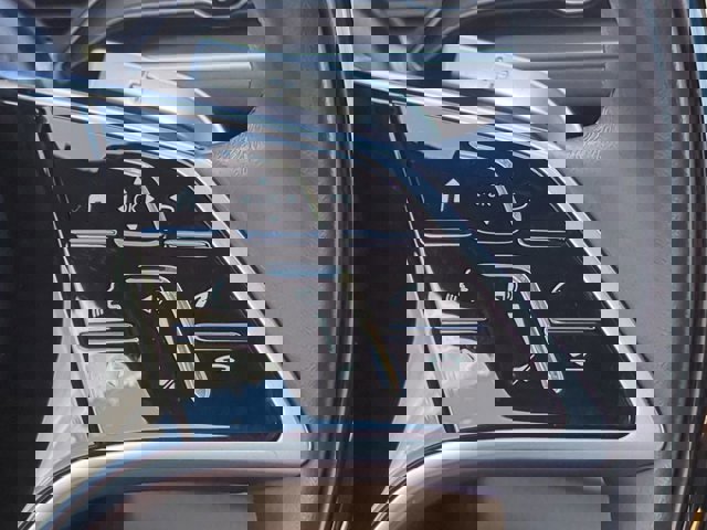 Used 2024 Mercedes-Benz GLE 350 4MATIC image 27