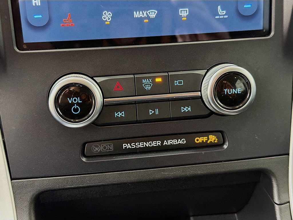 Used 2024 Ford Edge SEL w/ Convenience Package image 33