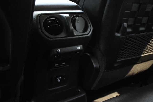 Used 2023 Jeep Wrangler Unlimited Rubicon 4xe AWD/4WD image 24