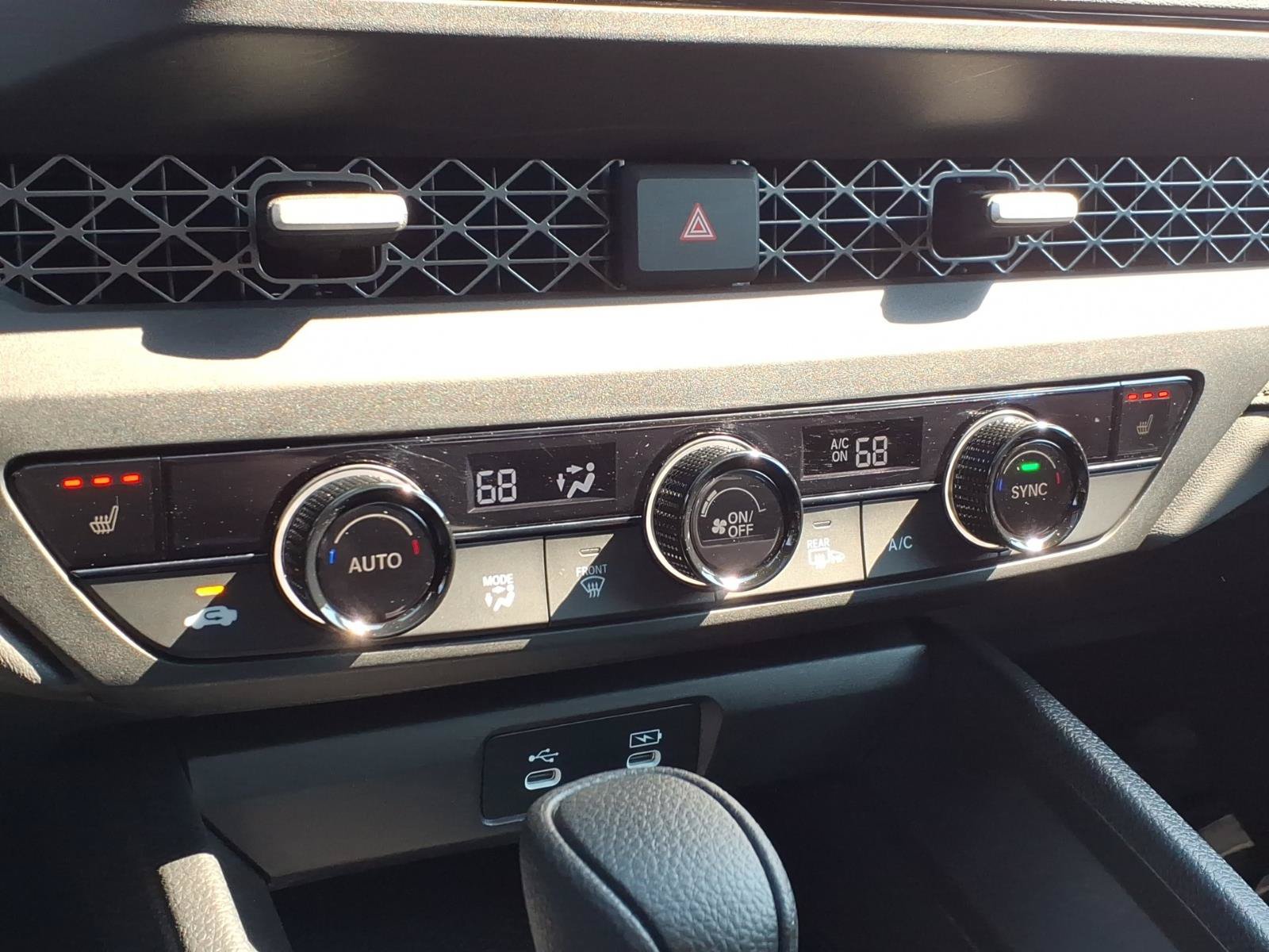 Certified 2025 Honda Accord SE image 19