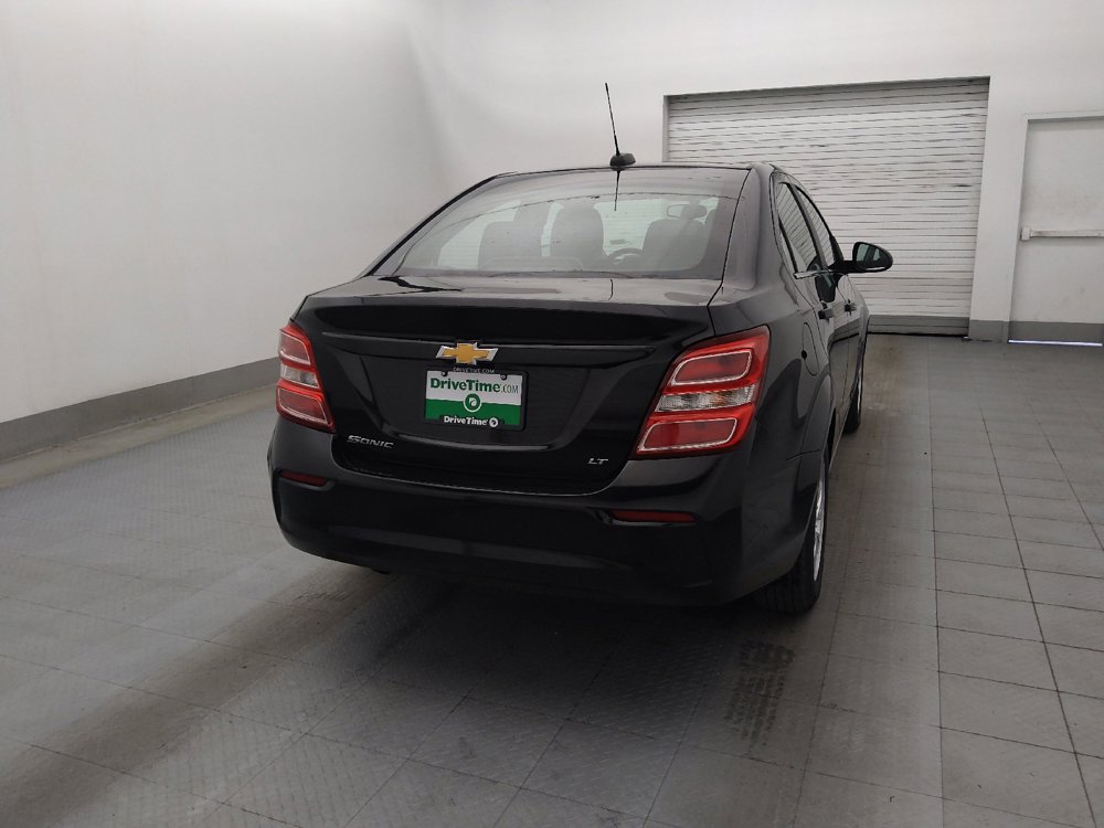 Used 2019 Chevrolet Sonic LT w/ Convenience Package image 7