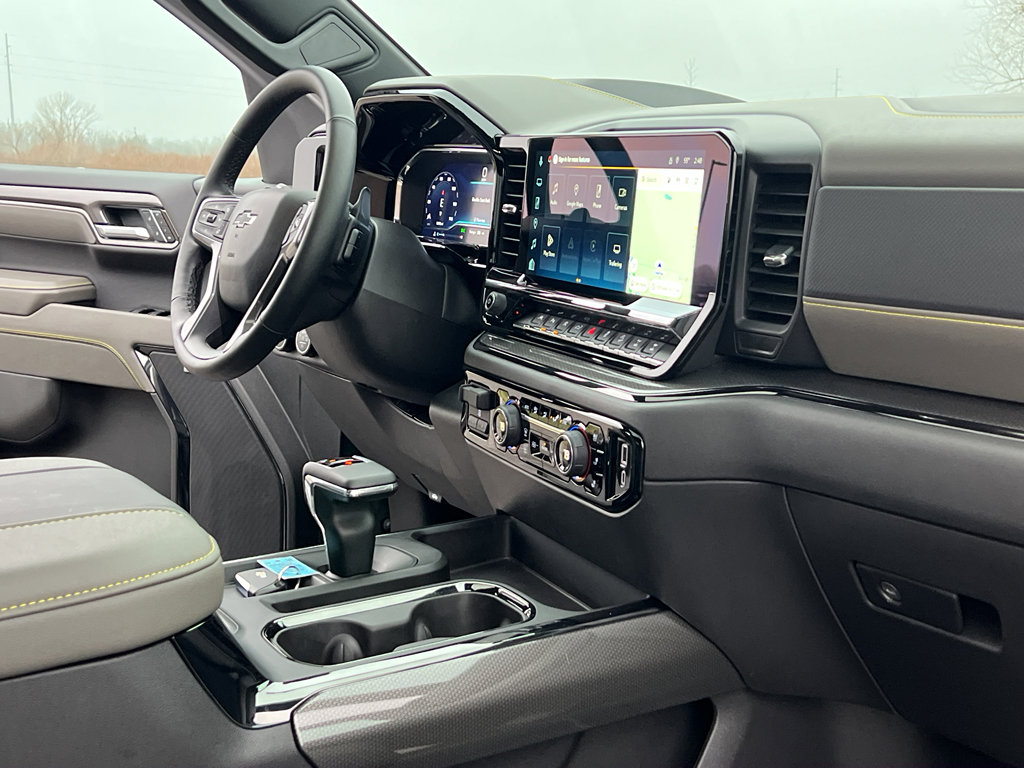 Used 2025 Chevrolet Silverado 1500 ZR2 w/ Technology Package image 30