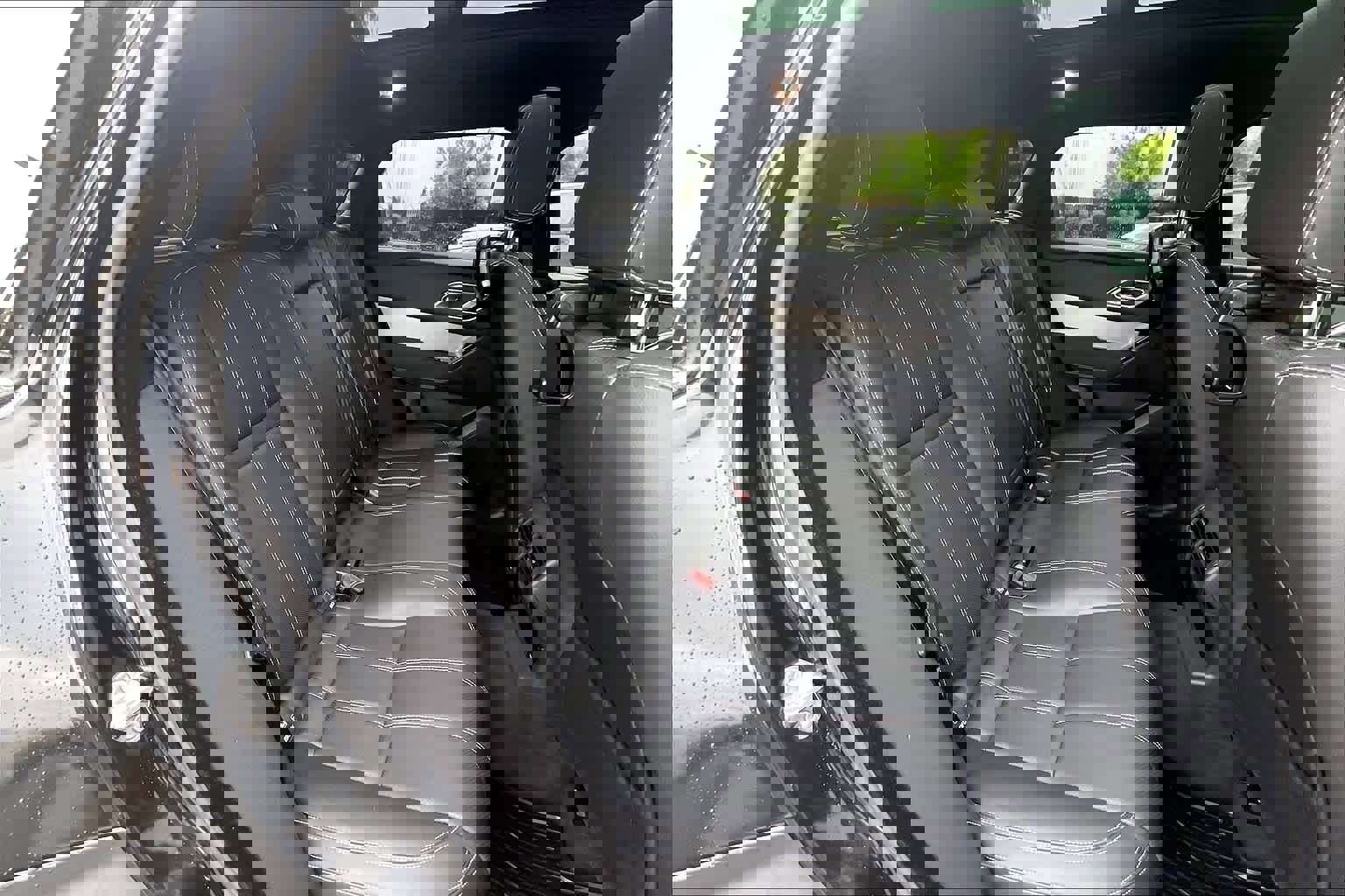 Used 2023 Land Rover Range Rover Velar R-Dynamic S image 31