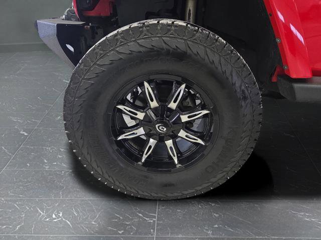 Used 2016 Jeep Wrangler Unlimited Sahara w/ Connectivity Group image 34