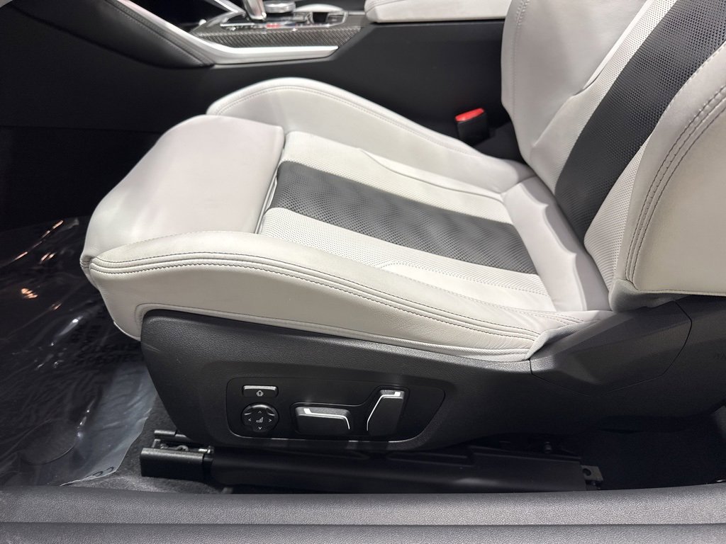 Used 2025 BMW M4 xDrive Competition w/ Executive Package image 15