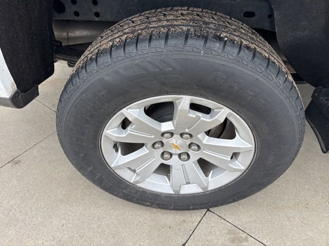 Used 2021 Chevrolet Colorado LT w/ Safety Package image 11