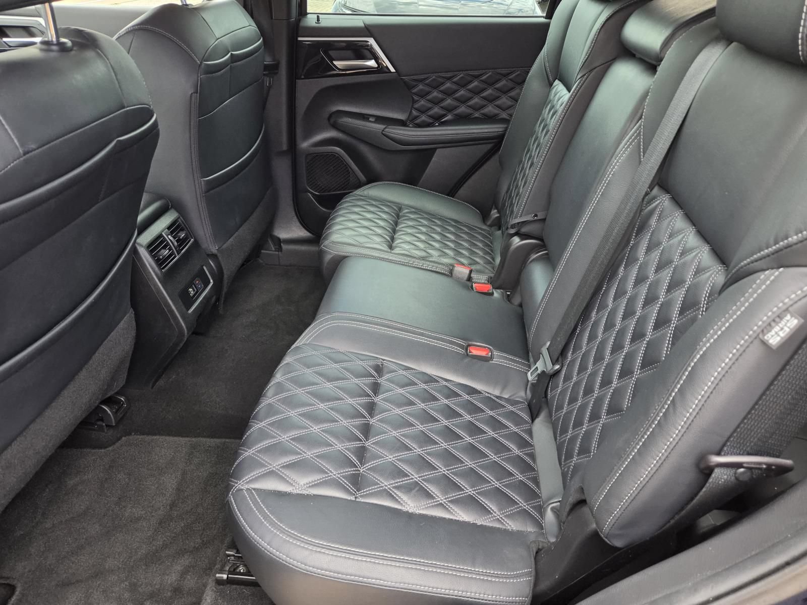 Used 2022 Mitsubishi Outlander SEL FWD image 13