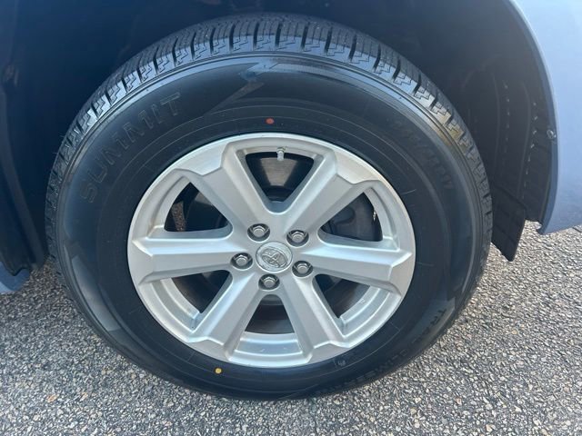 Used 2010 Toyota Highlander 4WD image 2