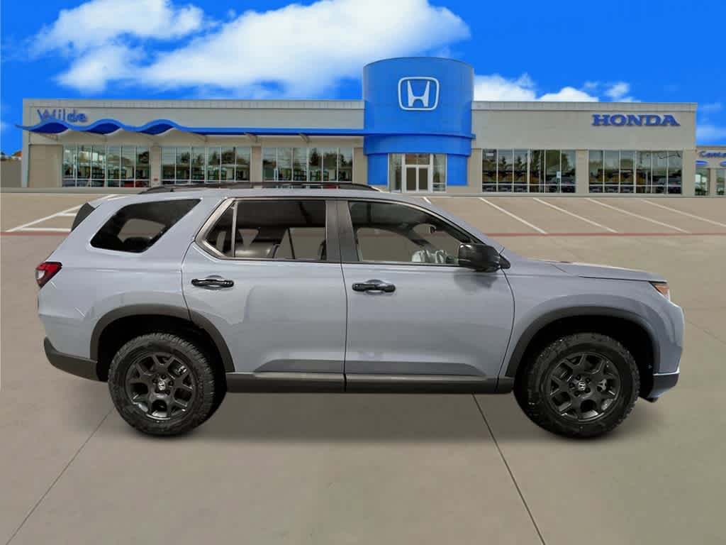 New 2026 Honda Pilot TrailSport image 8