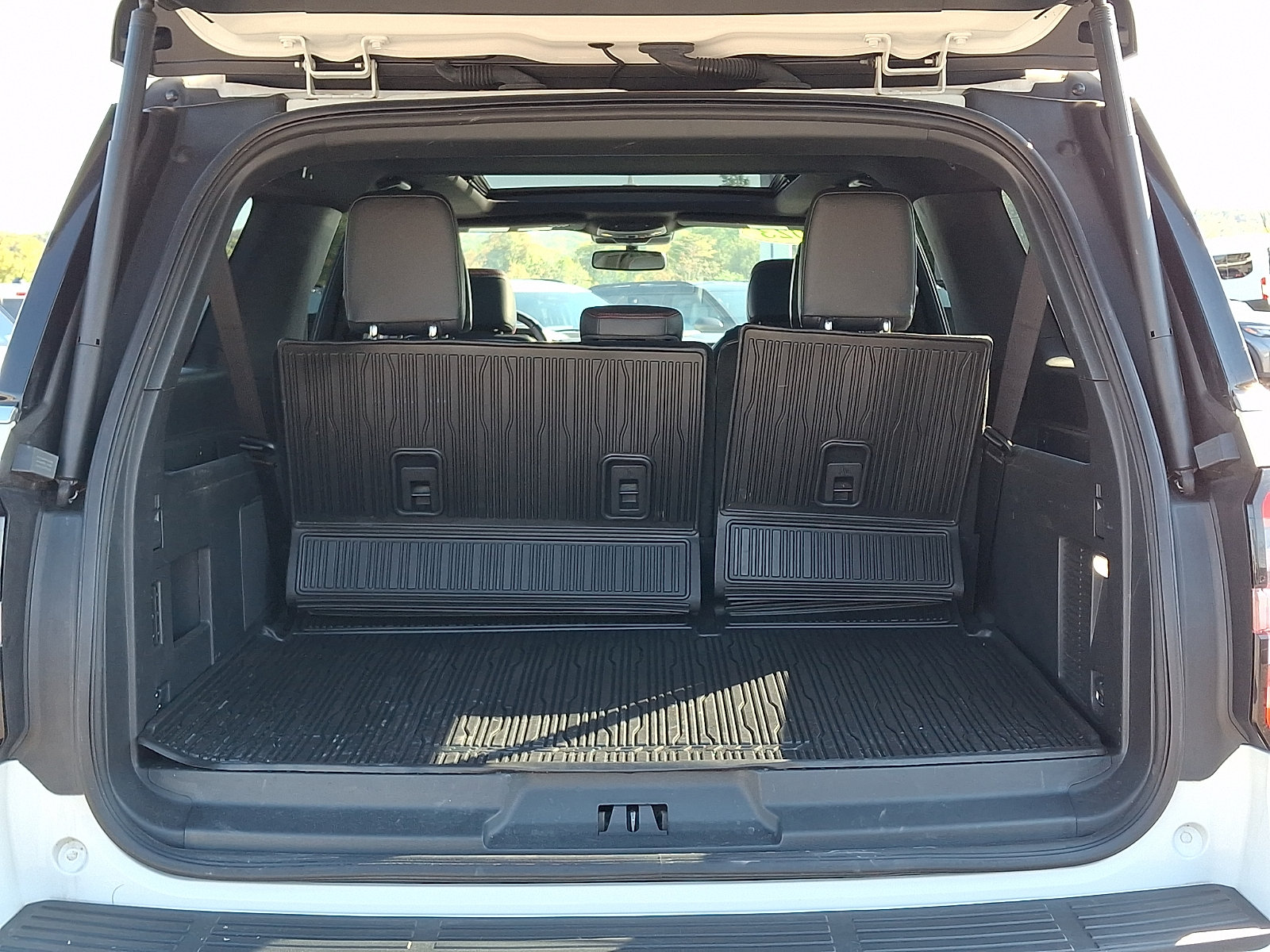 Used 2023 Ford Expedition Max Limited AWD/4WD image 32