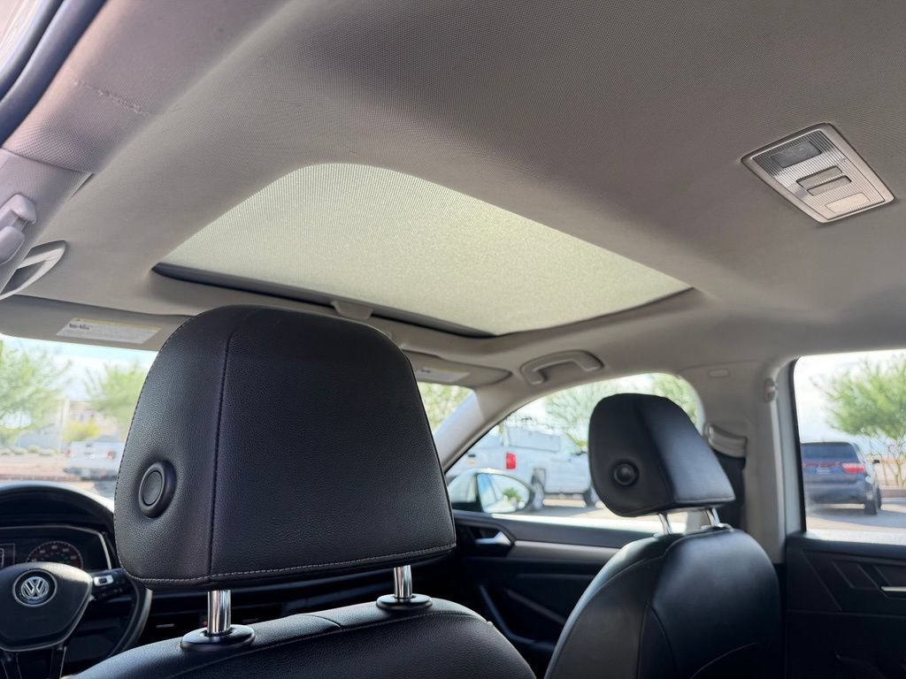 Used 2020 Volkswagen Jetta SE FWD image 12