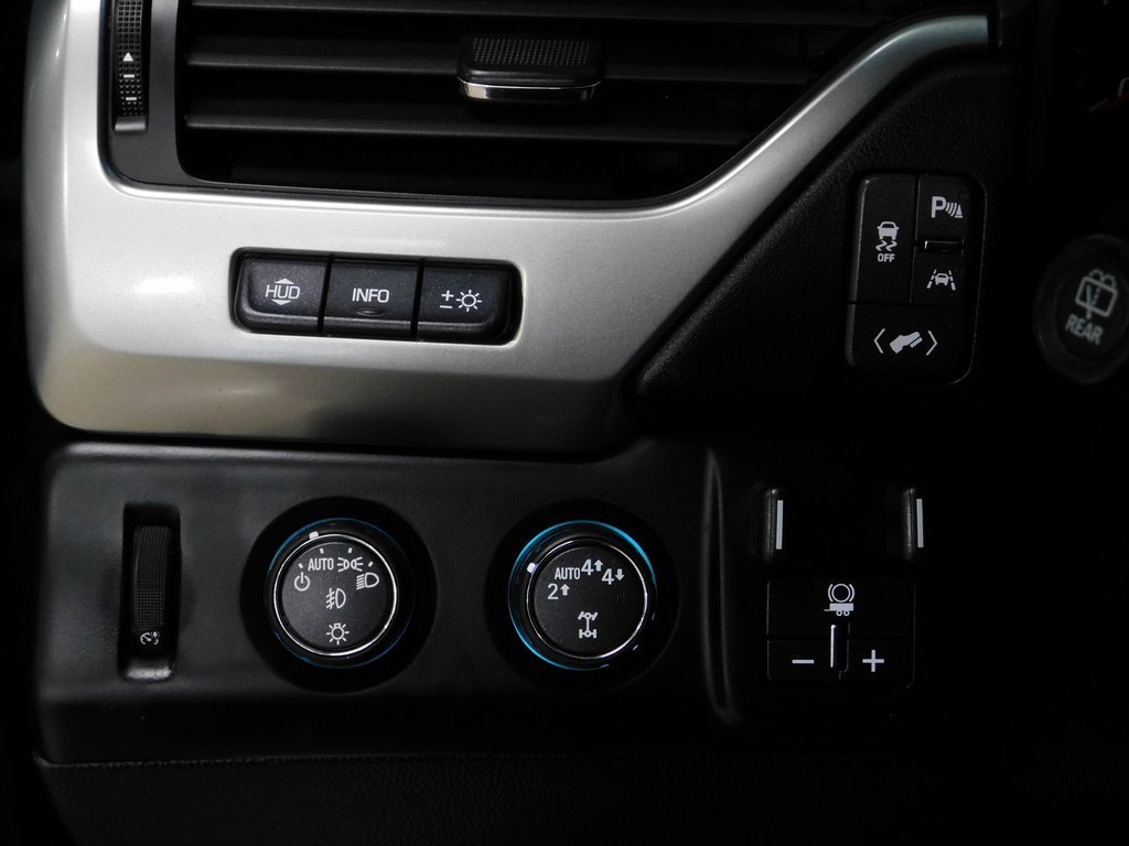 Used 2018 Chevrolet Tahoe Premier image 40