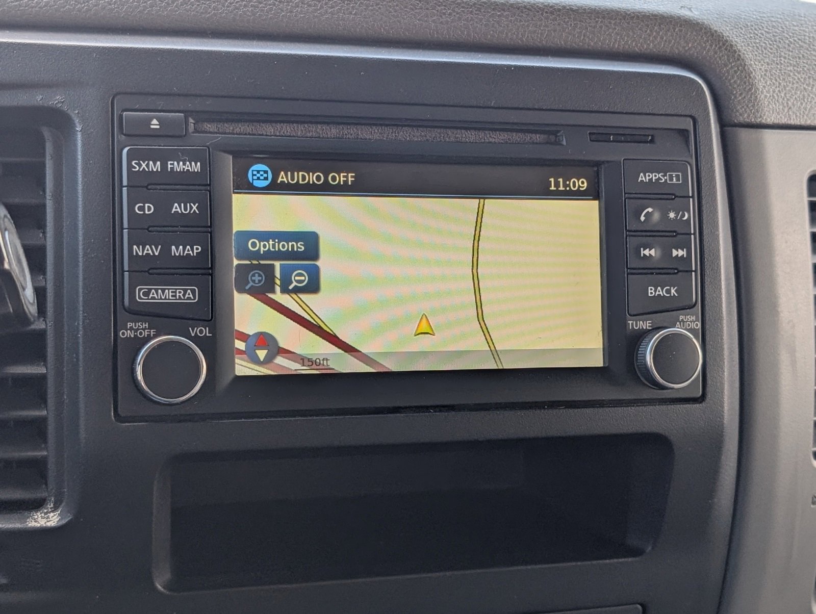 Used 2016 Nissan NV 3500 SL image 9