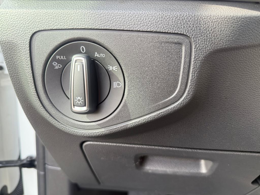 Used 2022 Volkswagen Atlas SEL R-Line image 13