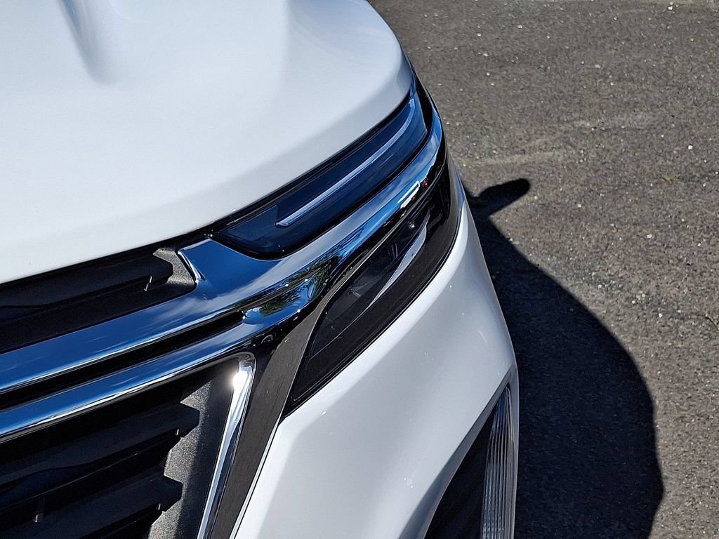 Used 2024 Chevrolet Equinox LT AWD/4WD image 36