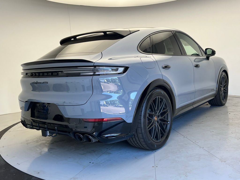 Certified 2025 Porsche Cayenne GTS AWD/4WD image 22