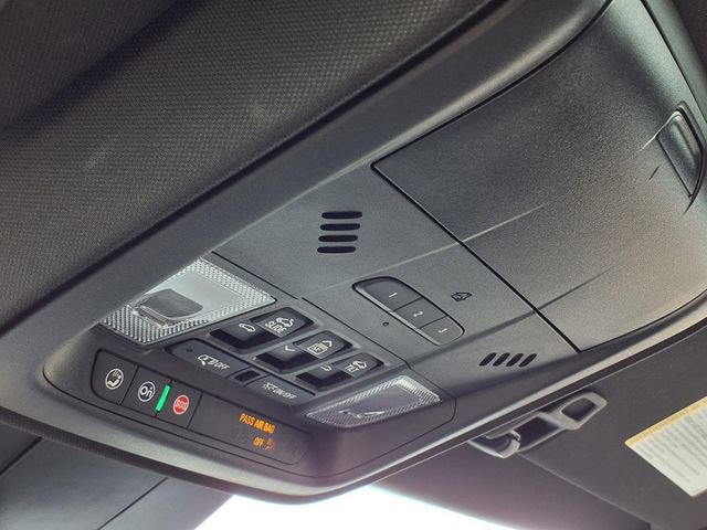 Used 2024 Cadillac XT4 Luxury w/ Cold Weather Package image 15