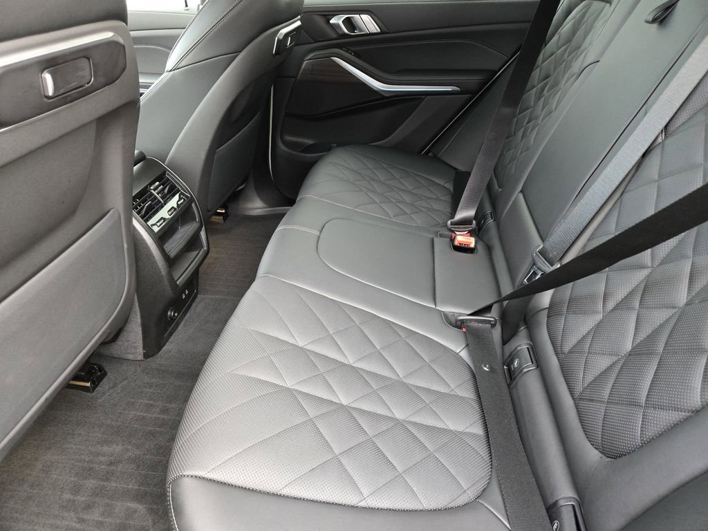 Certified 2025 BMW X5 xDrive50e w/ Parking Assistance Package image 30