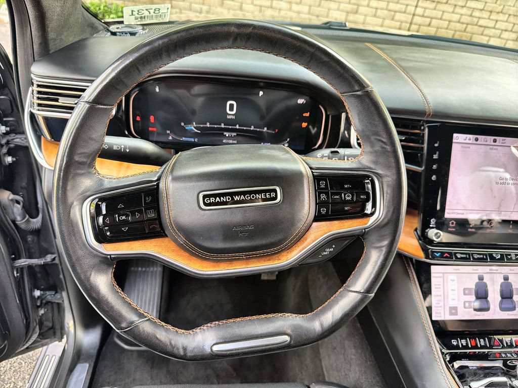 Used 2022 Jeep Grand Wagoneer Series III w/ Rear Seat Video Group 1 AWD/4WD image 11