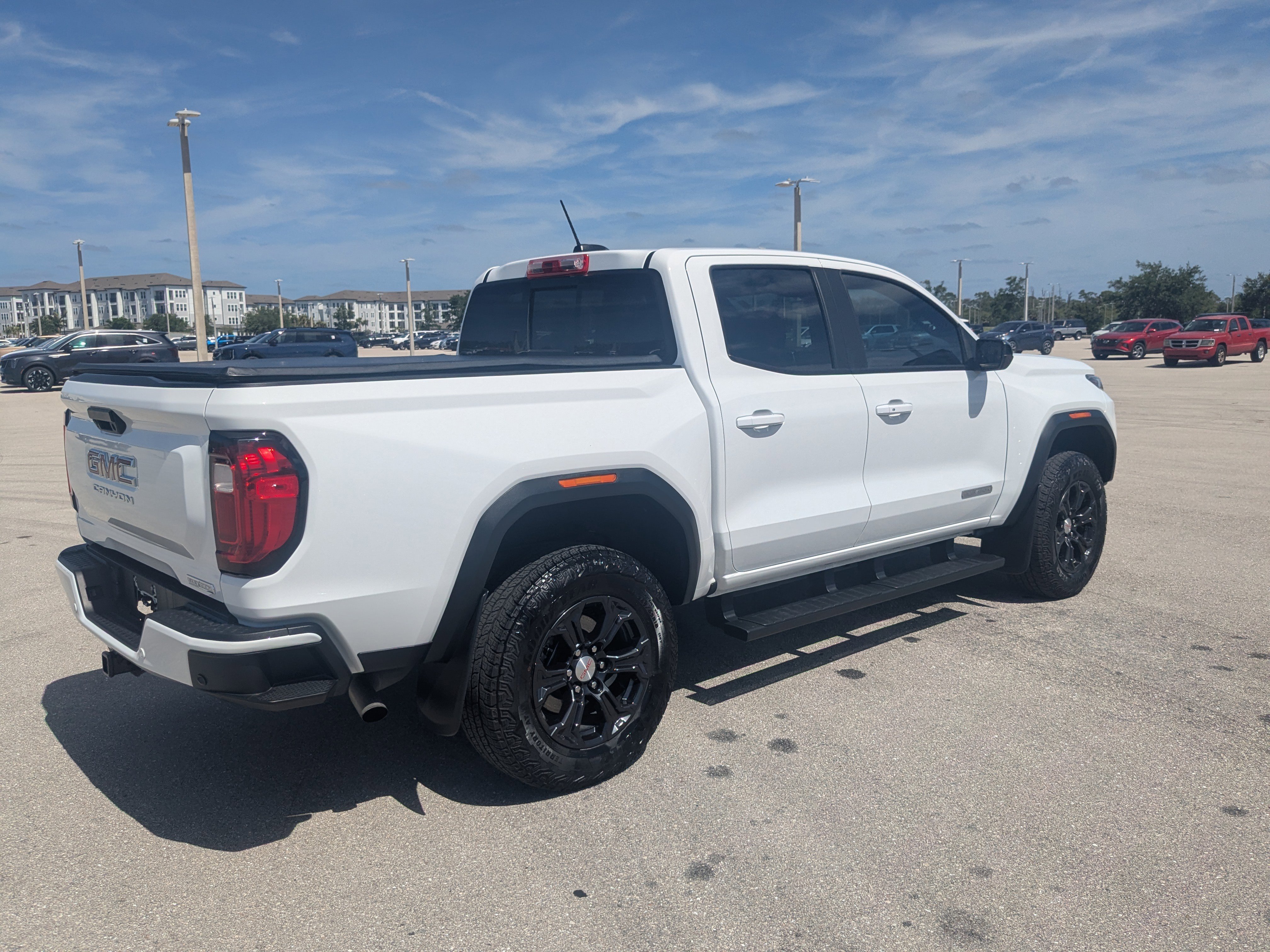 Used 2024 GMC Canyon Elevation w/ Elevation Premium Package image 4