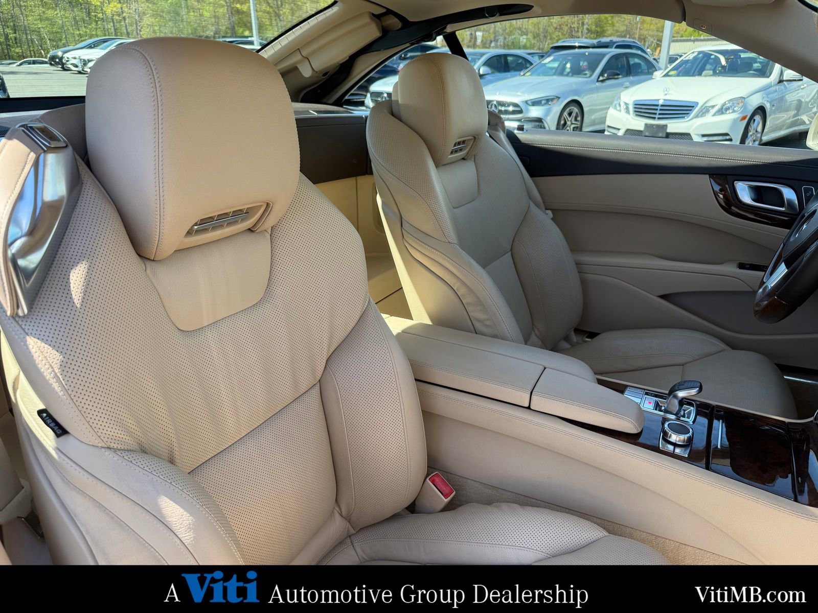 Used 2013 Mercedes-Benz SL 550 image 28
