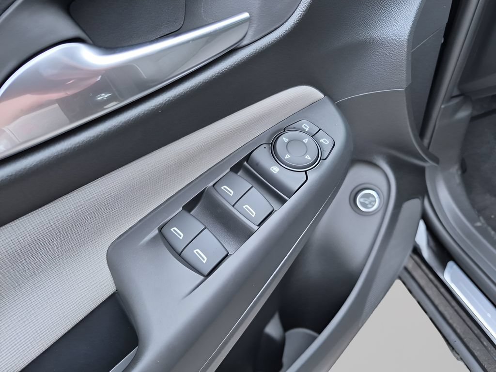 New 2026 Buick Envista Sport Touring FWD image 21