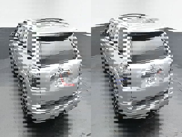 Used 2016 Toyota 4Runner Limited image 23