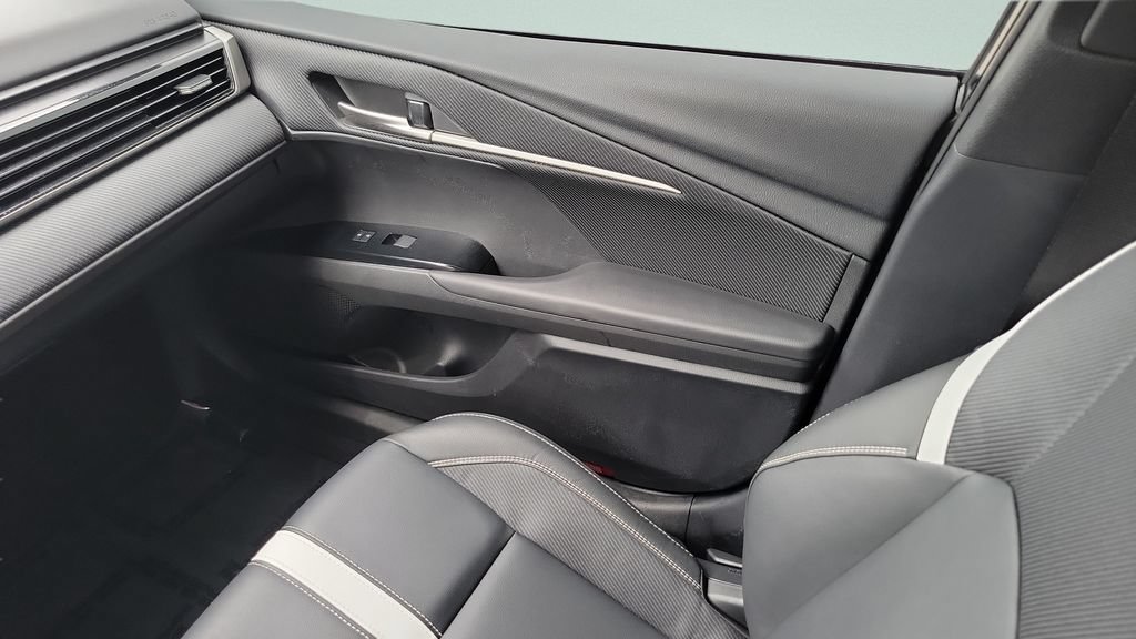 Certified 2025 Toyota Camry SE w/ Convenience Package FWD image 13