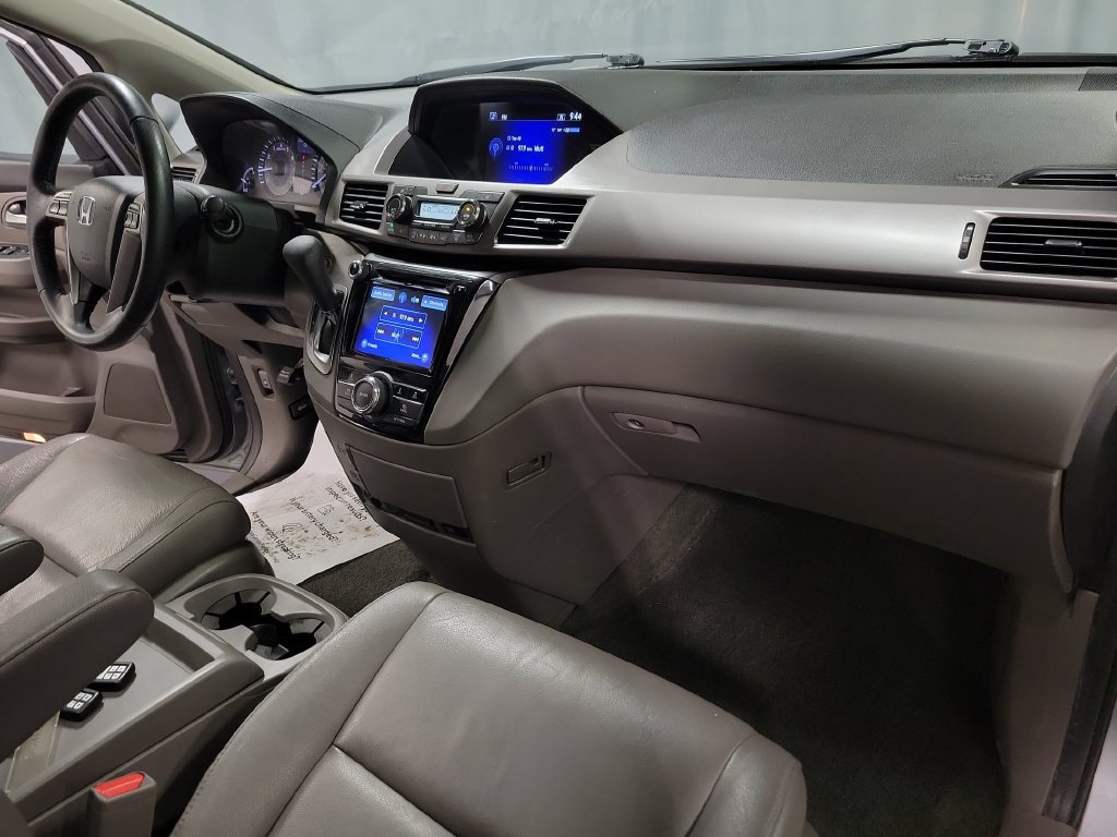 Used 2016 Honda Odyssey EX-L image 36
