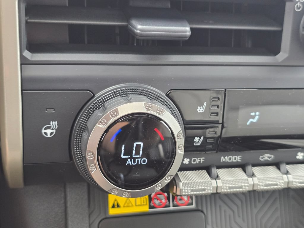 New 2026 Toyota Tacoma Limited AWD/4WD image 31