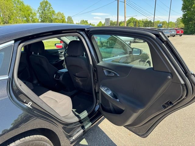 Used 2024 Chevrolet Malibu LT FWD image 14