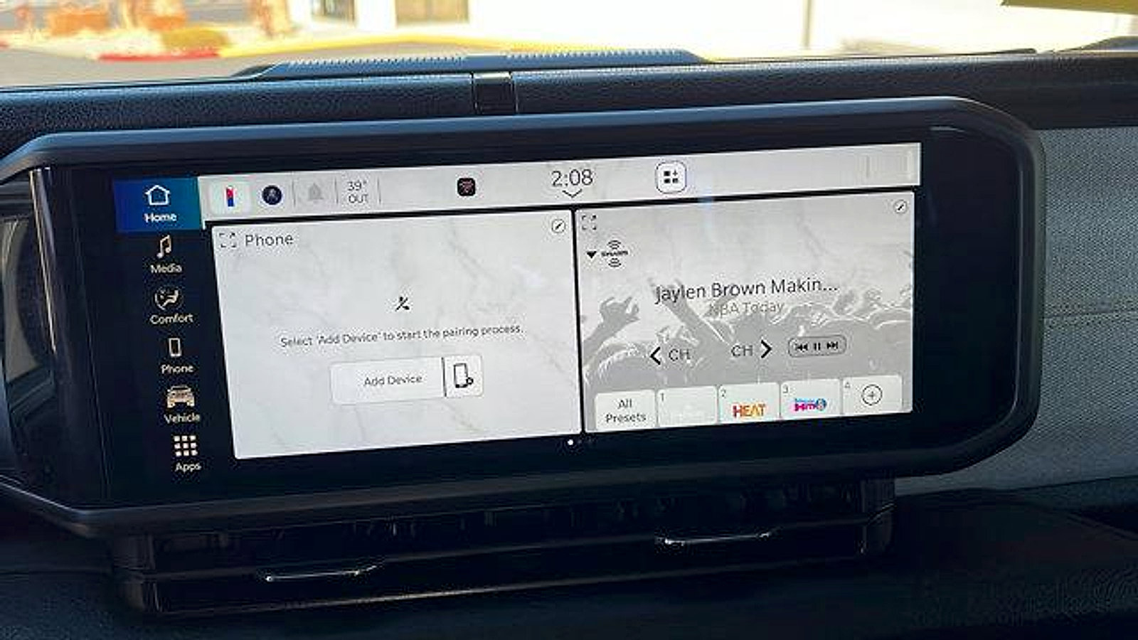 Used 2025 Jeep Gladiator Sport image 23