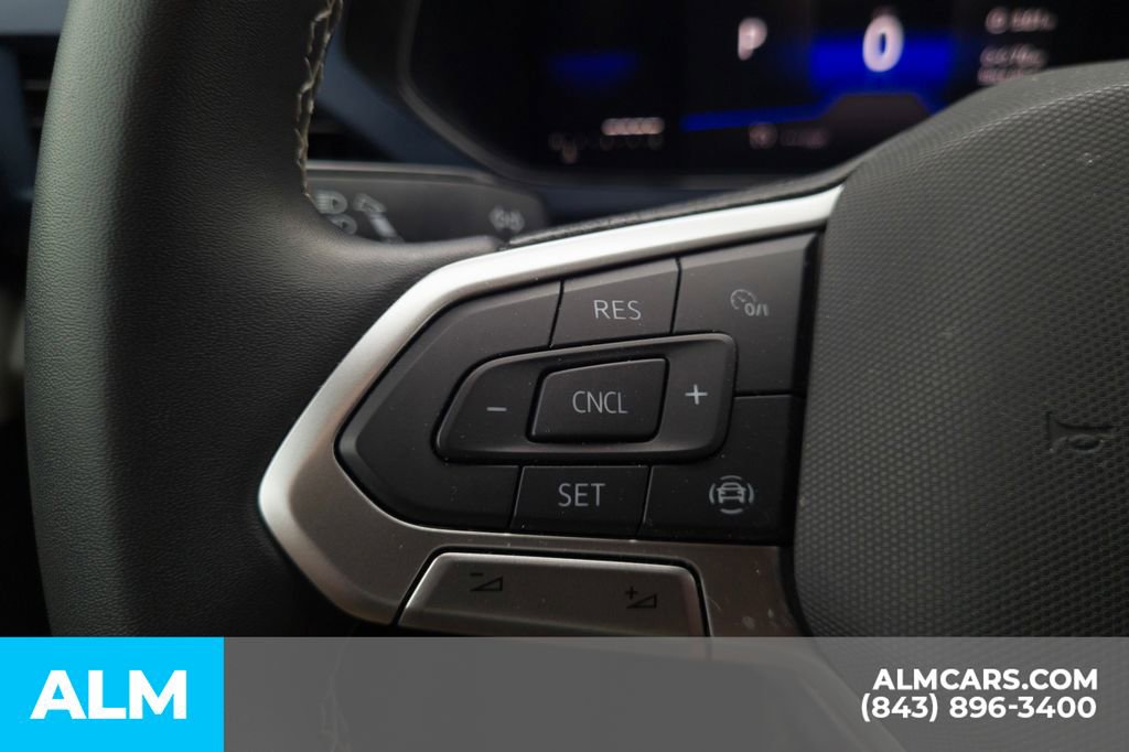 Used 2022 Volkswagen Taos SE image 29