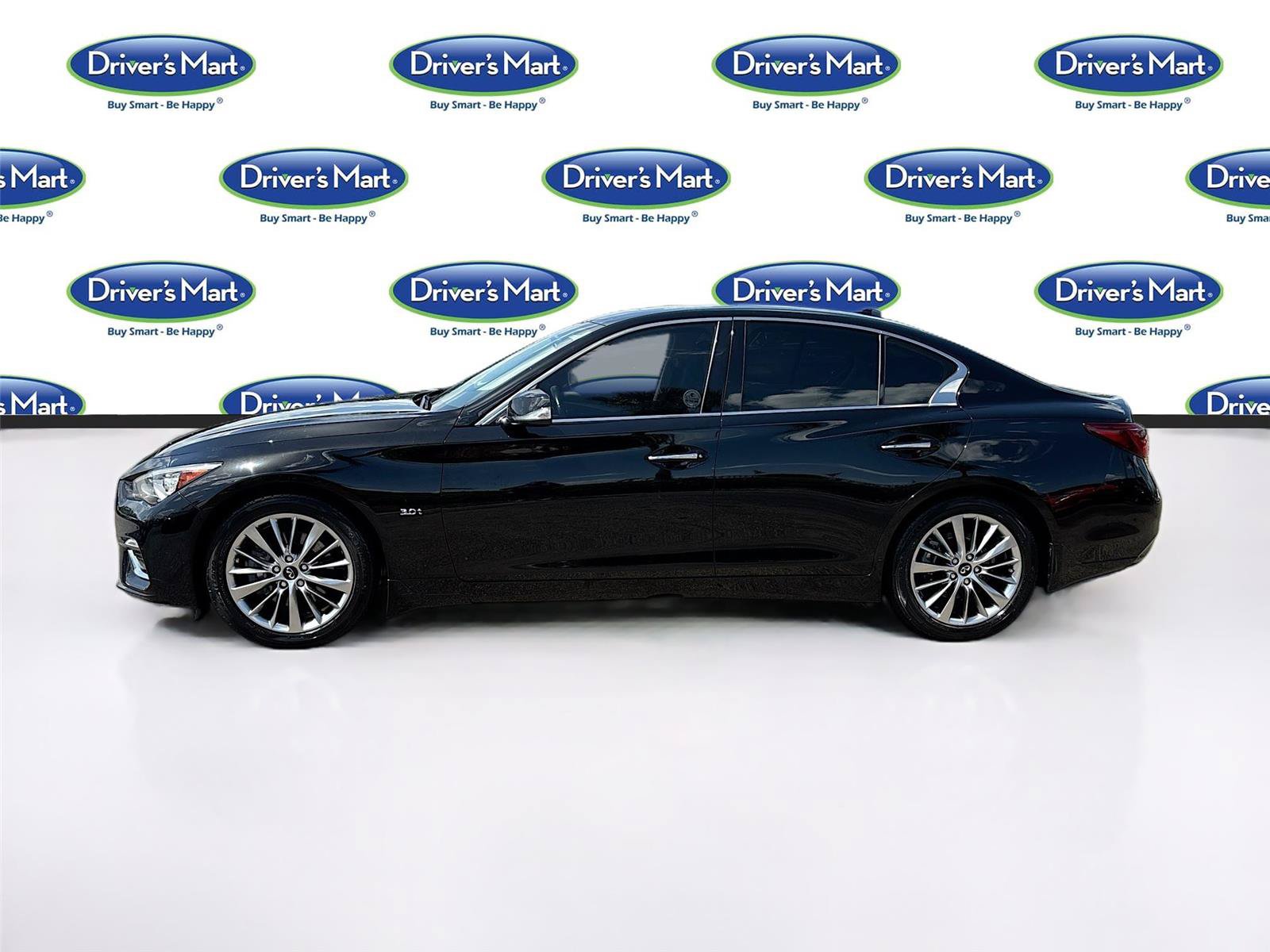 Used 2019 INFINITI Q50 Luxe w/ Cargo Package (L96) RWD image 4