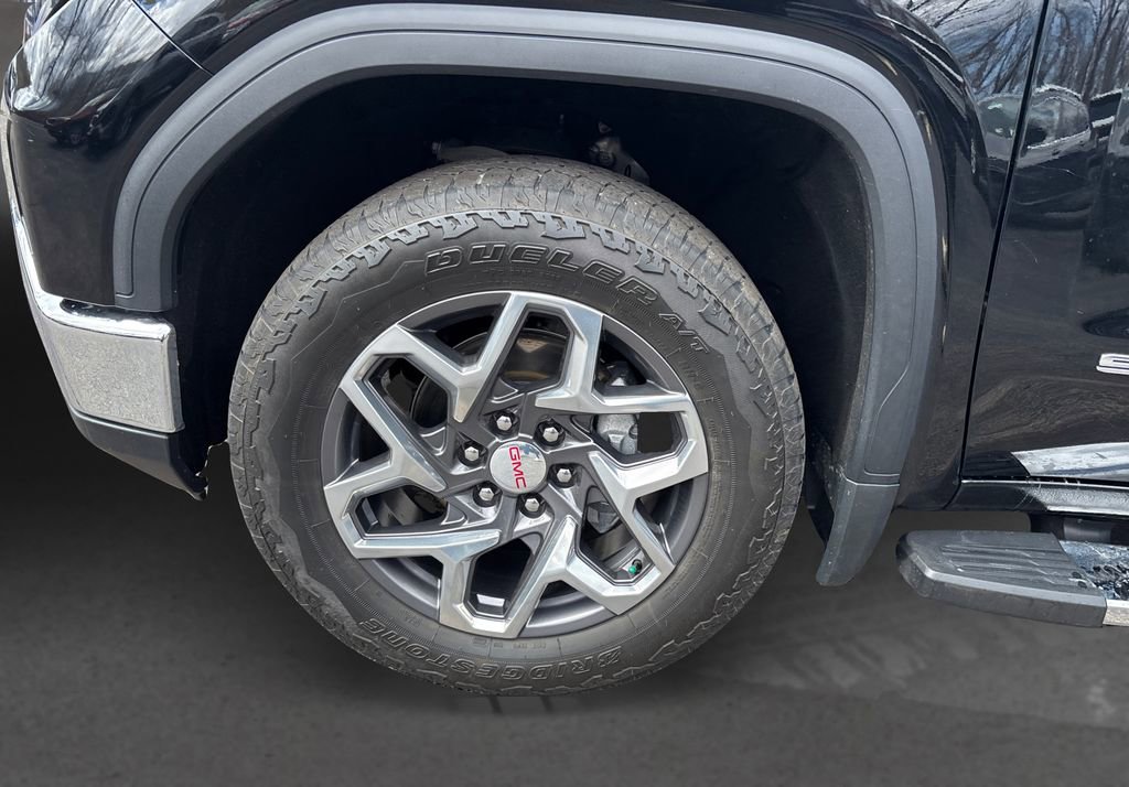 Used 2023 GMC Sierra 1500 SLT w/ SLT Premium Package image 11