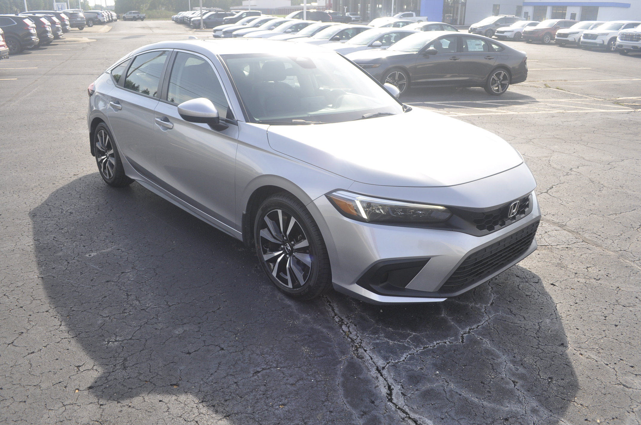 Certified 2023 Honda Civic EX-L image 1