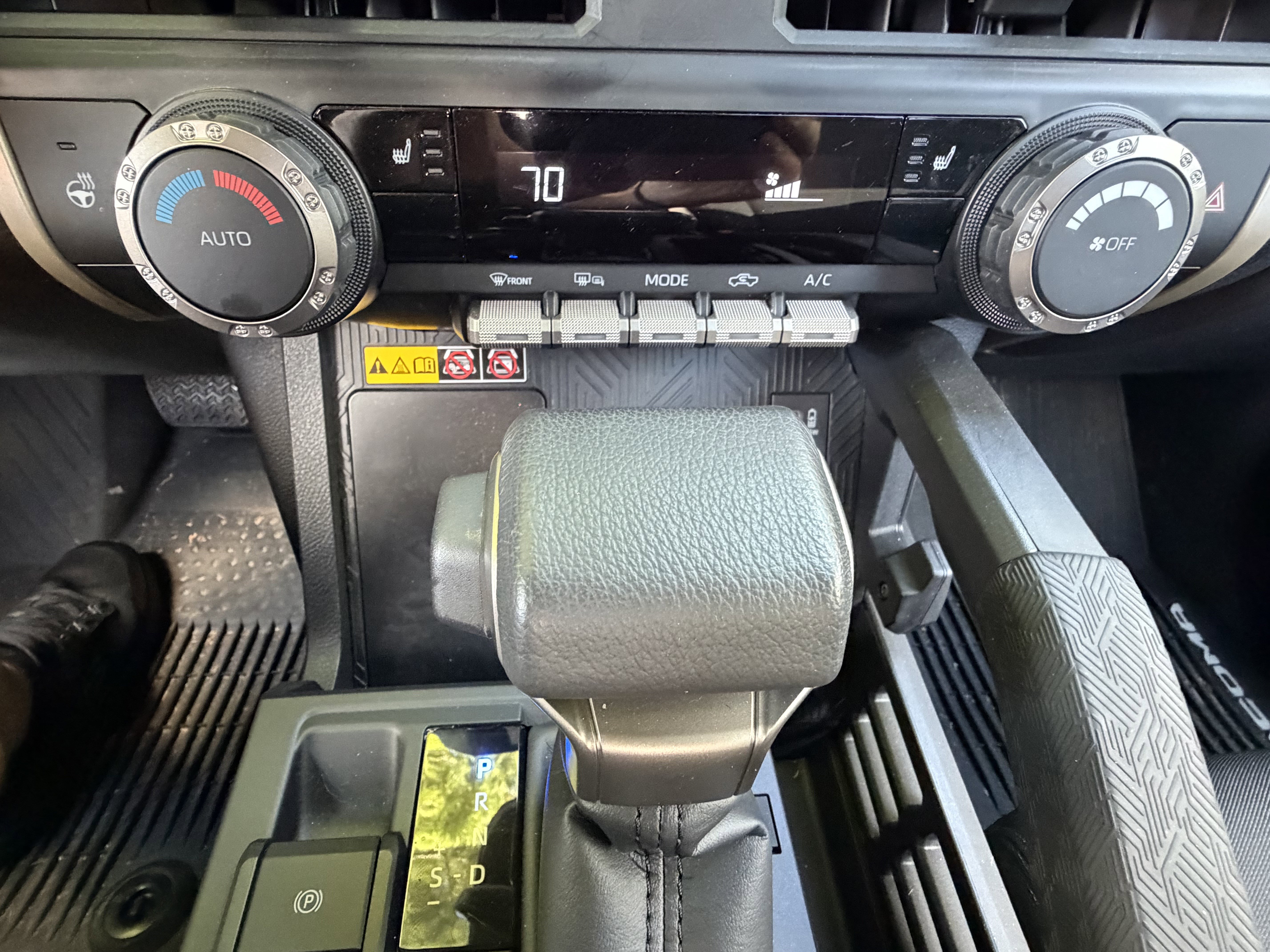 Used 2024 Toyota Tacoma SR5 AWD/4WD image 27