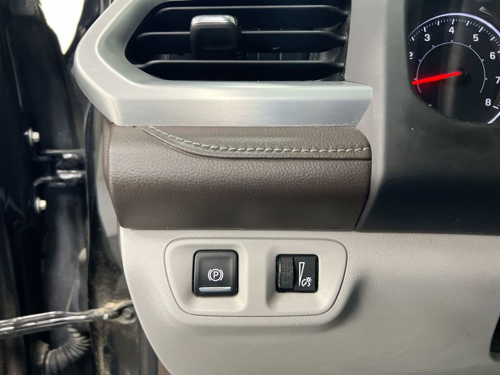 Used 2017 GMC Acadia SLT image 17