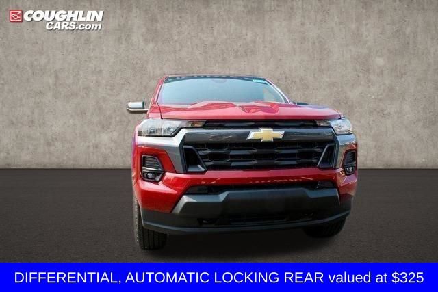 Used 2024 Chevrolet Colorado LT w/ LT Convenience Package AWD/4WD image 6