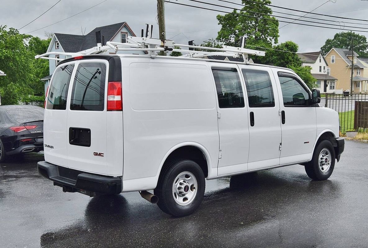 Used 2019 GMC Savana 2500 image 16