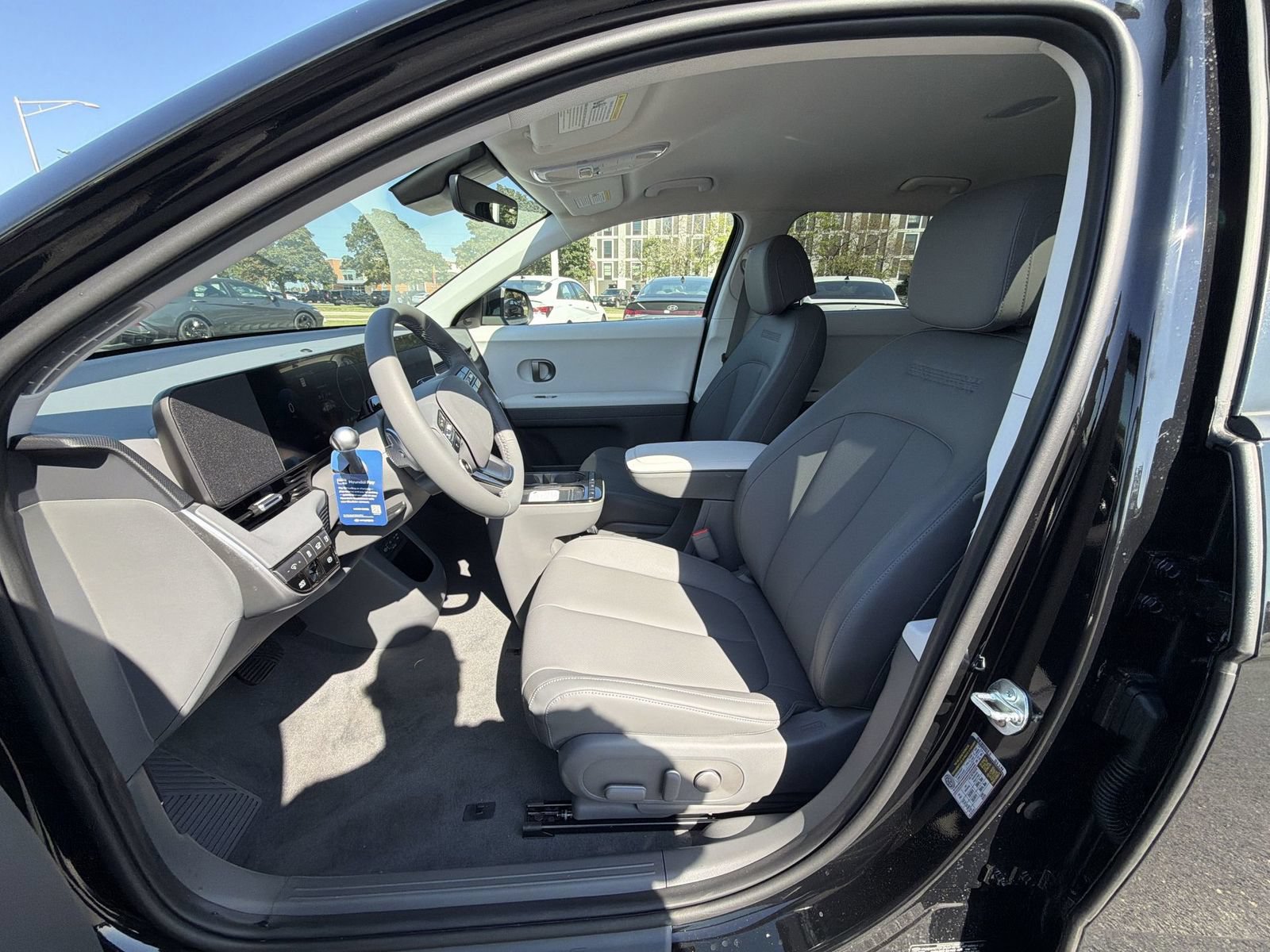 New 2026 Hyundai Ioniq 5 SEL AWD/4WD image 11