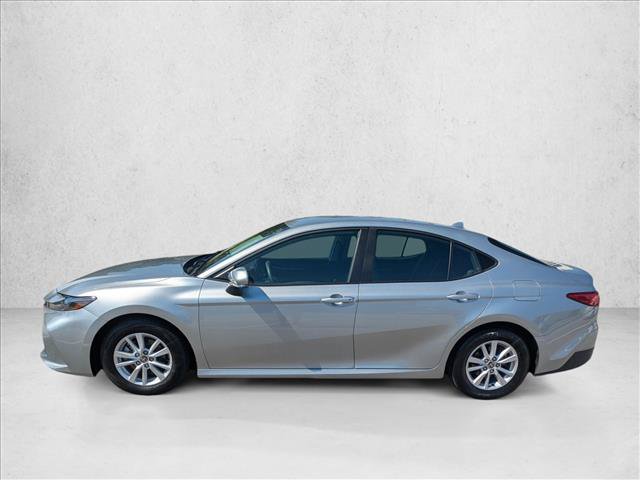 Used 2025 Toyota Camry LE FWD image 8
