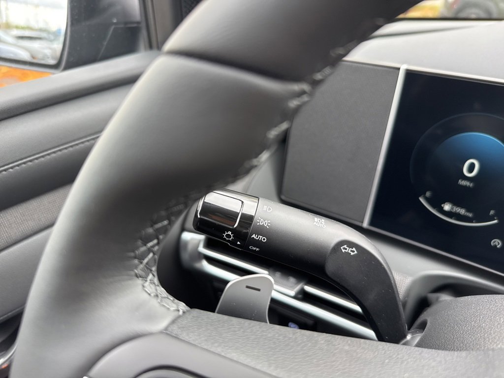 New 2026 Hyundai Tucson Limited image 36