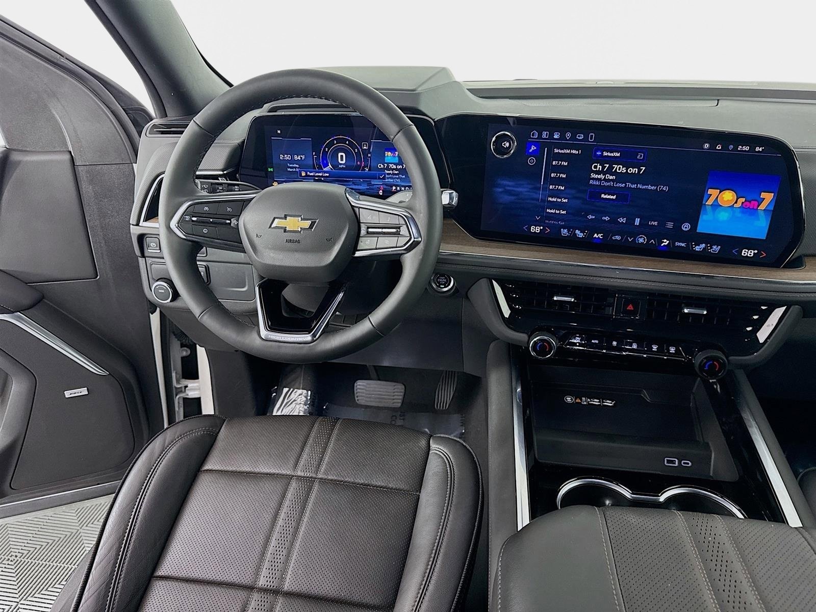 Used 2025 Chevrolet Tahoe High Country image 25