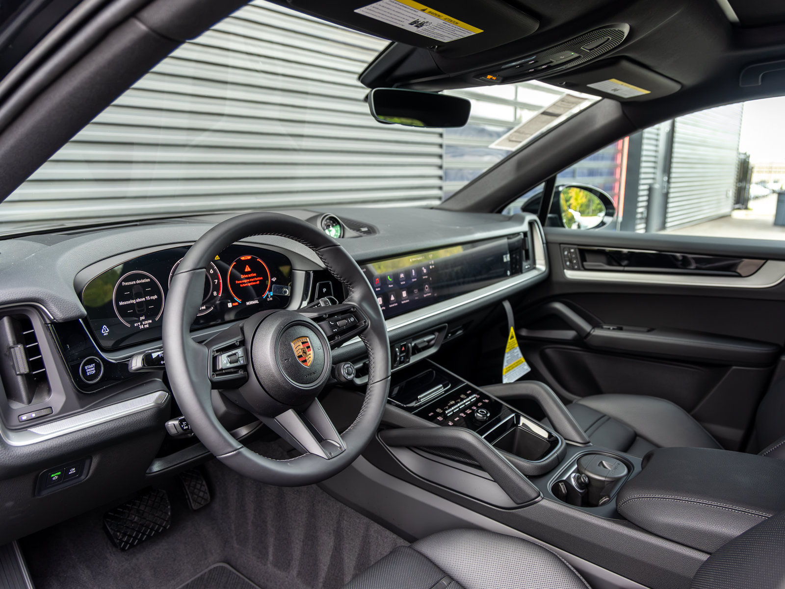 New 2026 Porsche Cayenne Coupe AWD/4WD image 4