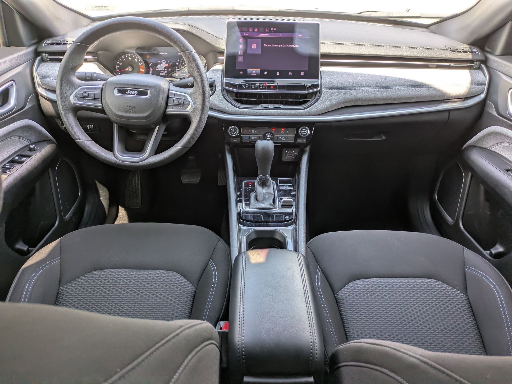 Used 2023 Jeep Compass Sport image 16