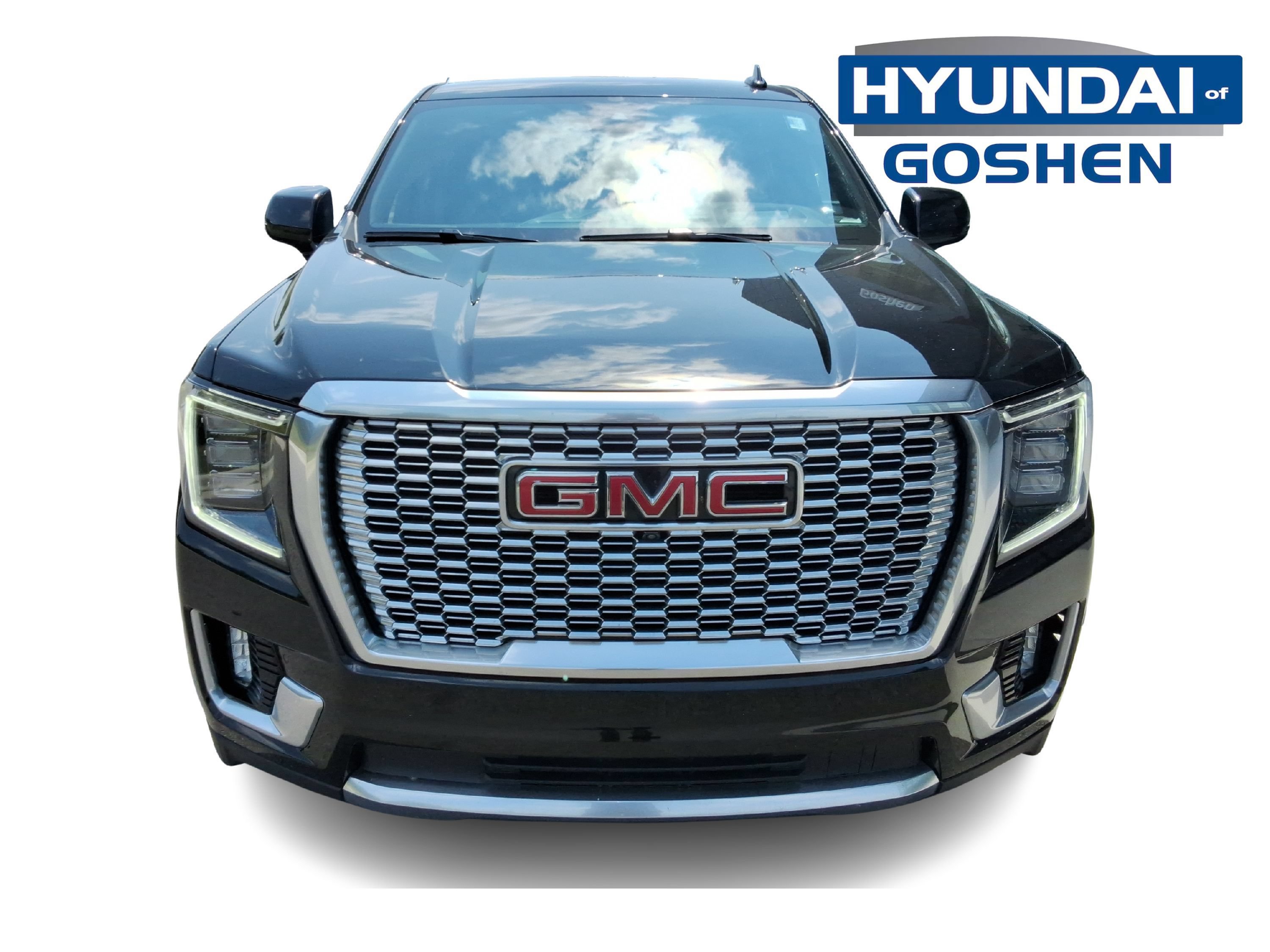 Used 2024 GMC Yukon XL Denali AWD/4WD image 2